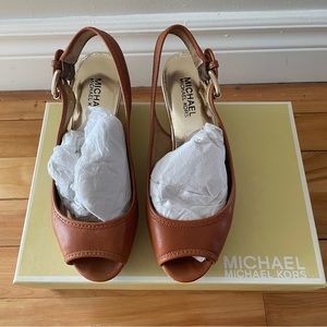 Michael Kors Sandals with platform
